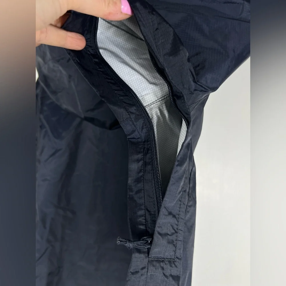 Cambridge Dry Goods Womens Hooded Rain Jacket Waterproof Outerwear Size M - Picture 9 of 9